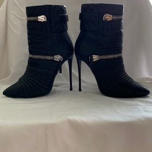 Giuseppe Zanotti - Black Leather Zipper Stiletto Boots